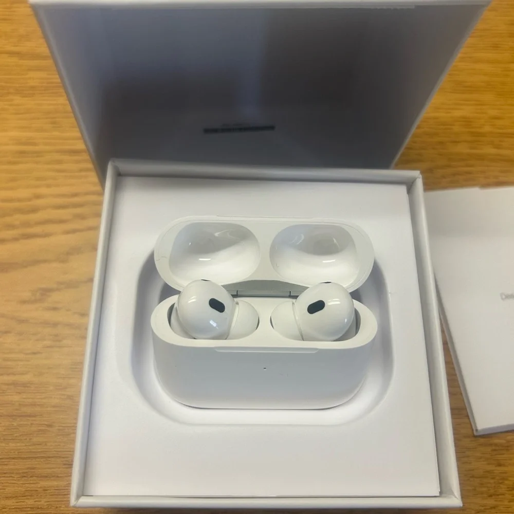Wireless Earbuds with Charging Case - White